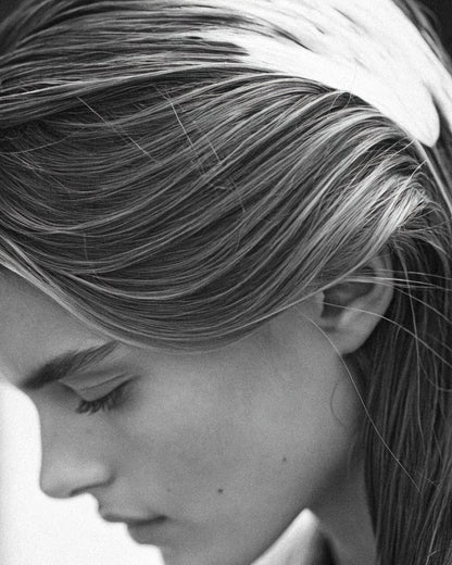 close up of the hair of a woman